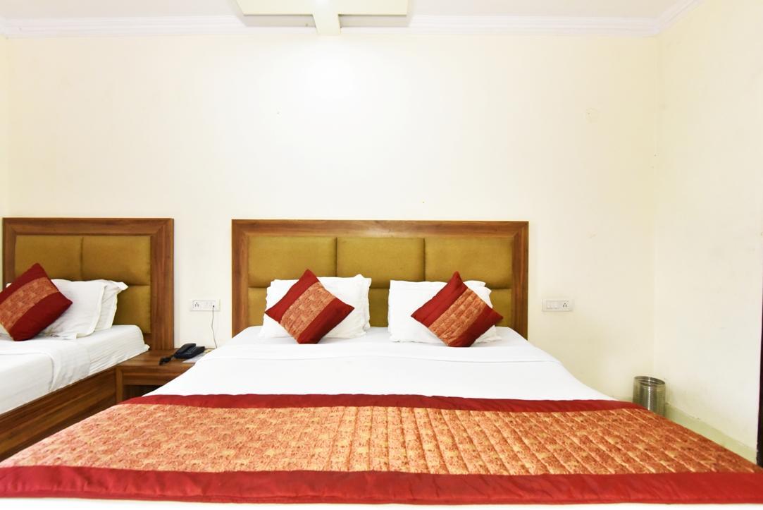 Hotel B-Comfort Амрітсар Екстер'єр фото
